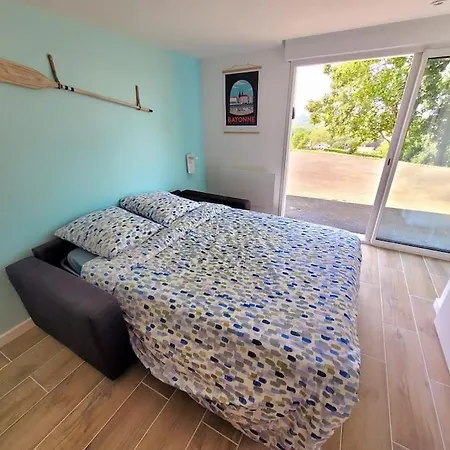 Apartment Studio Bixta Eder *
